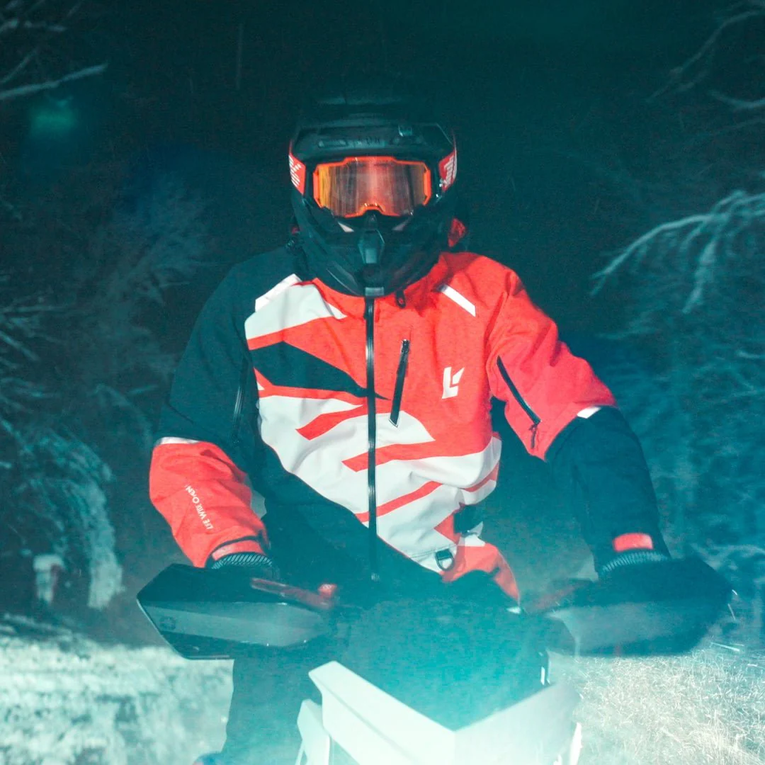 Aura Red Mono suit - Image 13