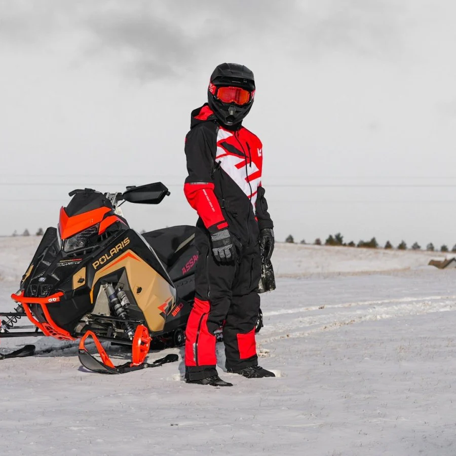 Aura Red Mono suit - Image 3