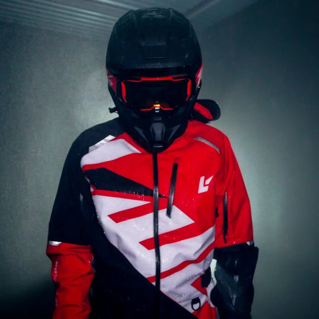 Aura Red Mono suit - Image 4